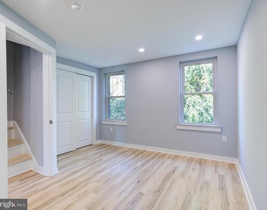 704 Miller Street - Photo Thumbnail 7