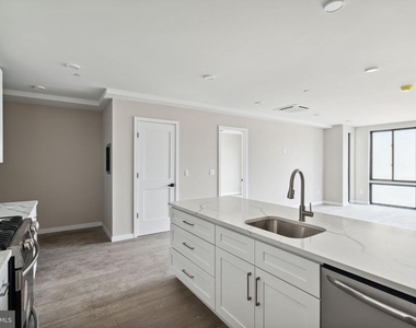1648-50 Ridge Avenue - Photo Thumbnail 5