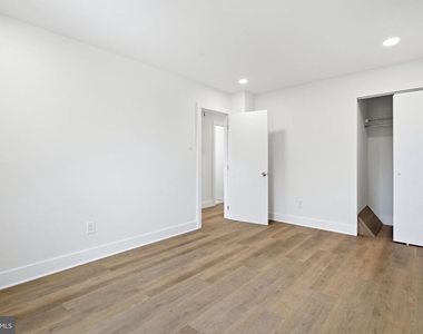 223 Parkdale Road - Photo Thumbnail 20