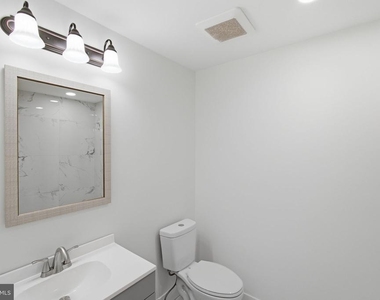 1006 York Road - Photo Thumbnail 17