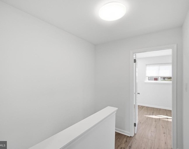 1006 York Road - Photo Thumbnail 22
