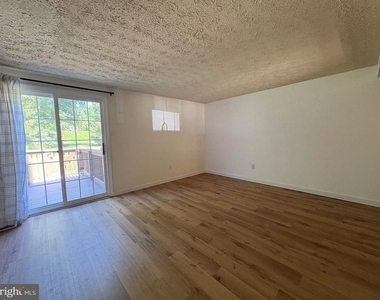 2645 Adams Street - Photo Thumbnail 3