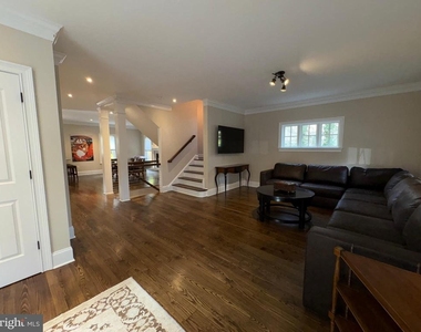 11 Chestnut - Photo Thumbnail 8
