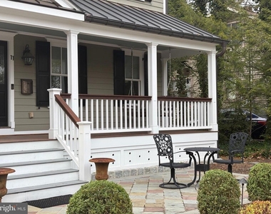 11 Chestnut - Photo Thumbnail 2