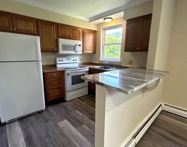 333 Lacey Avenue - Photo Thumbnail 1