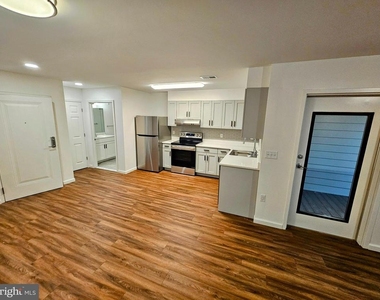200 Hamilton Avenue - Photo Thumbnail 15