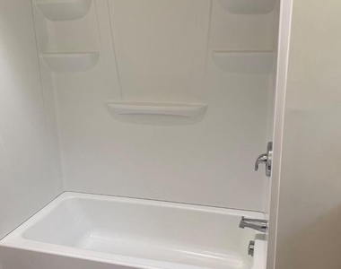 1503 S Black Horse Pike - Photo Thumbnail 7