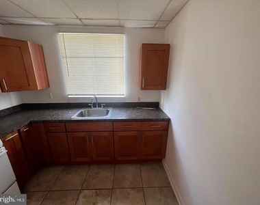 32 E Browning Road - Photo Thumbnail 4