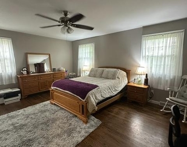 1603 Fairmount Avenue - Photo Thumbnail 9