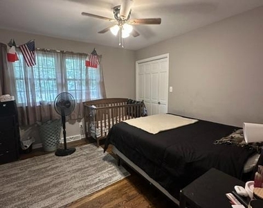 1603 Fairmount Avenue - Photo Thumbnail 8
