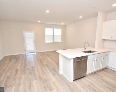 78 Nelsons Way - Photo Thumbnail 1