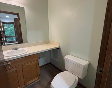 44790 Locust Ridge Court - Photo Thumbnail 13