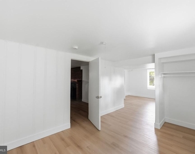 7005 Halleck Street - Photo Thumbnail 22