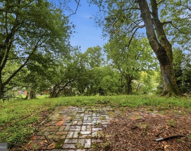 7005 Halleck Street - Photo Thumbnail 33