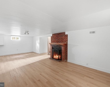 7005 Halleck Street - Photo Thumbnail 18