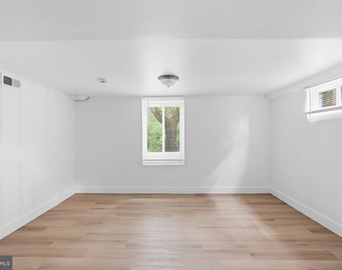 7005 Halleck Street - Photo Thumbnail 25