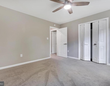16131 Parklawn Place - Photo Thumbnail 21