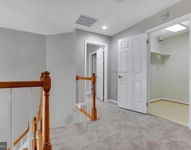 16131 Parklawn Place - Photo Thumbnail 20
