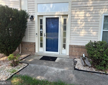 16131 Parklawn Place - Photo Thumbnail 3