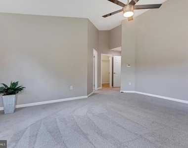 16131 Parklawn Place - Photo Thumbnail 26