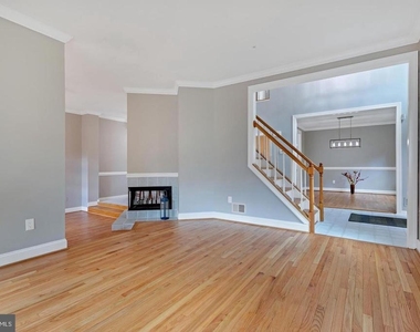 16131 Parklawn Place - Photo Thumbnail 17