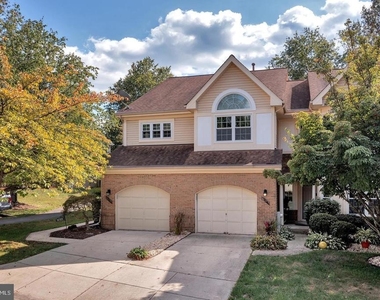 16131 Parklawn Place - Photo Thumbnail 1