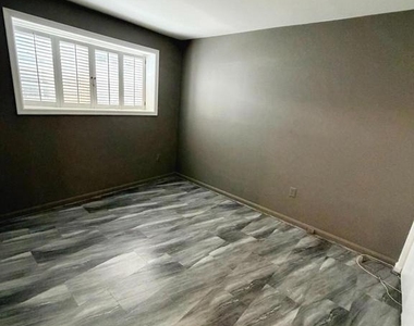 5053 Colburn Terrace - Photo Thumbnail 21