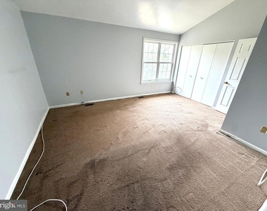 5053 Colburn Terrace - Photo Thumbnail 12