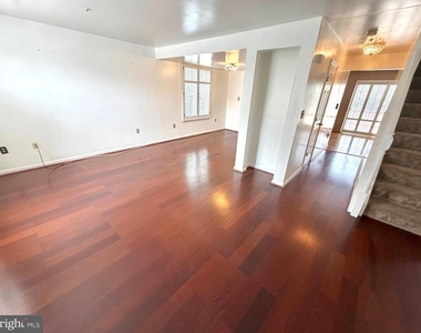 5053 Colburn Terrace - Photo Thumbnail 7