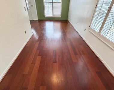 5053 Colburn Terrace - Photo Thumbnail 9