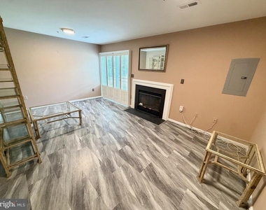 5053 Colburn Terrace - Photo Thumbnail 25