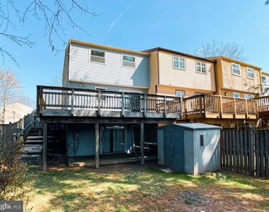 18008 Wagonwheel Court - Photo Thumbnail 7