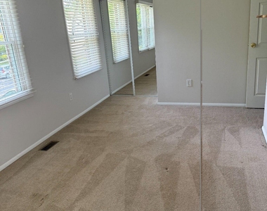 18008 Wagonwheel Court - Photo Thumbnail 2