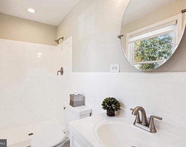 7832 Fulbright Court - Photo Thumbnail 18