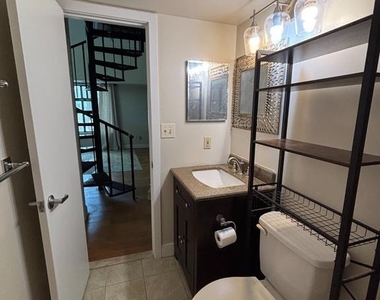 9966 Hellingly Place - Photo Thumbnail 24
