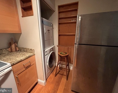 9966 Hellingly Place - Photo Thumbnail 10