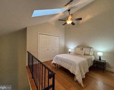9966 Hellingly Place - Photo Thumbnail 18