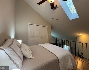 9966 Hellingly Place - Photo Thumbnail 20