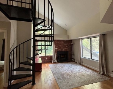 9966 Hellingly Place - Photo Thumbnail 2