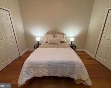 9966 Hellingly Place - Photo Thumbnail 17