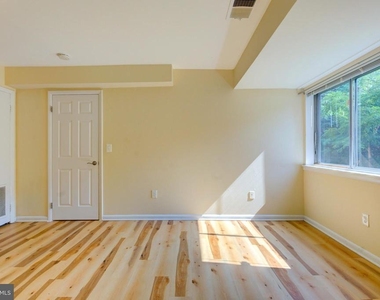 3386 Hewitt Avenue - Photo Thumbnail 18