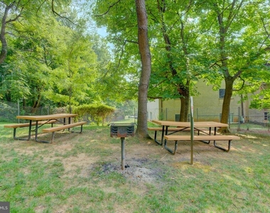 3386 Hewitt Avenue - Photo Thumbnail 24