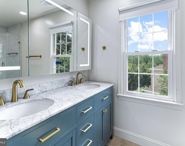 7416 Royal Dominion Drive - Photo Thumbnail 31