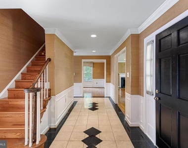7416 Royal Dominion Drive - Photo Thumbnail 3