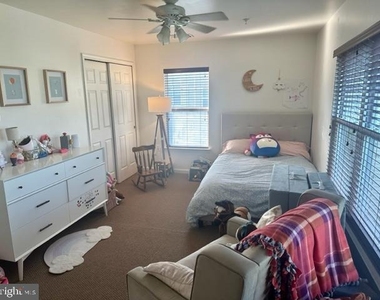 121 Moore Drive - Photo Thumbnail 14
