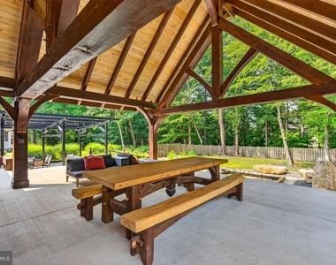 6192 Llanfair Drive - Photo Thumbnail 31