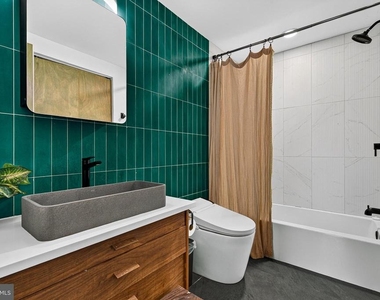 6192 Llanfair Drive - Photo Thumbnail 28
