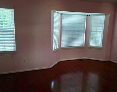 9629 Hadleigh Court - Photo Thumbnail 27
