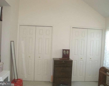 9629 Hadleigh Court - Photo Thumbnail 8