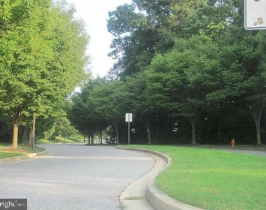 9629 Hadleigh Court - Photo Thumbnail 35